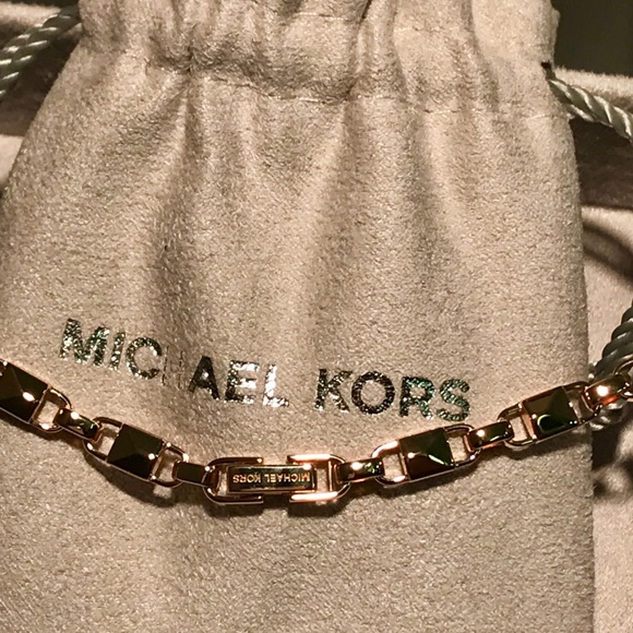🎁 NWT $275 MICHAEL KORS Mercer Link Necklace - Picture 3 of 8